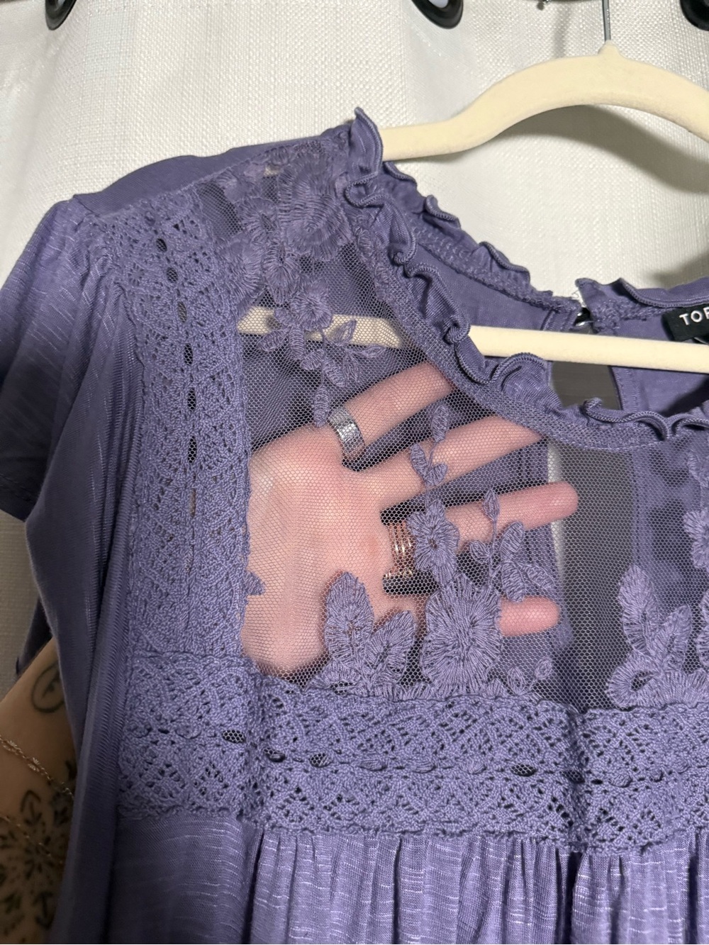 Torrid K Heron Lace Insert Flutter Short Sleeve Top Size 3X - Picture 6 of 9